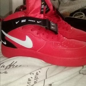 Nike Air Force 1 university Red